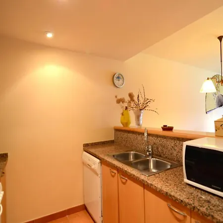 Mar F 202 Apartment